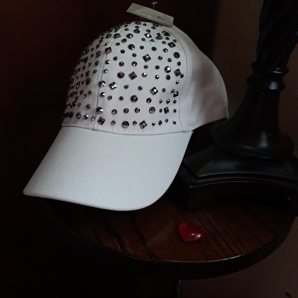 ⚡Studded white baseball hat - Picture 4 of 7